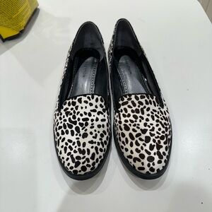 NWOT animal print Adrienne Vittadini slip on loafers